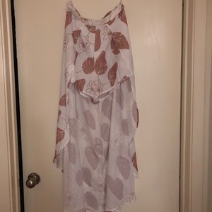 White and pink short/skirt